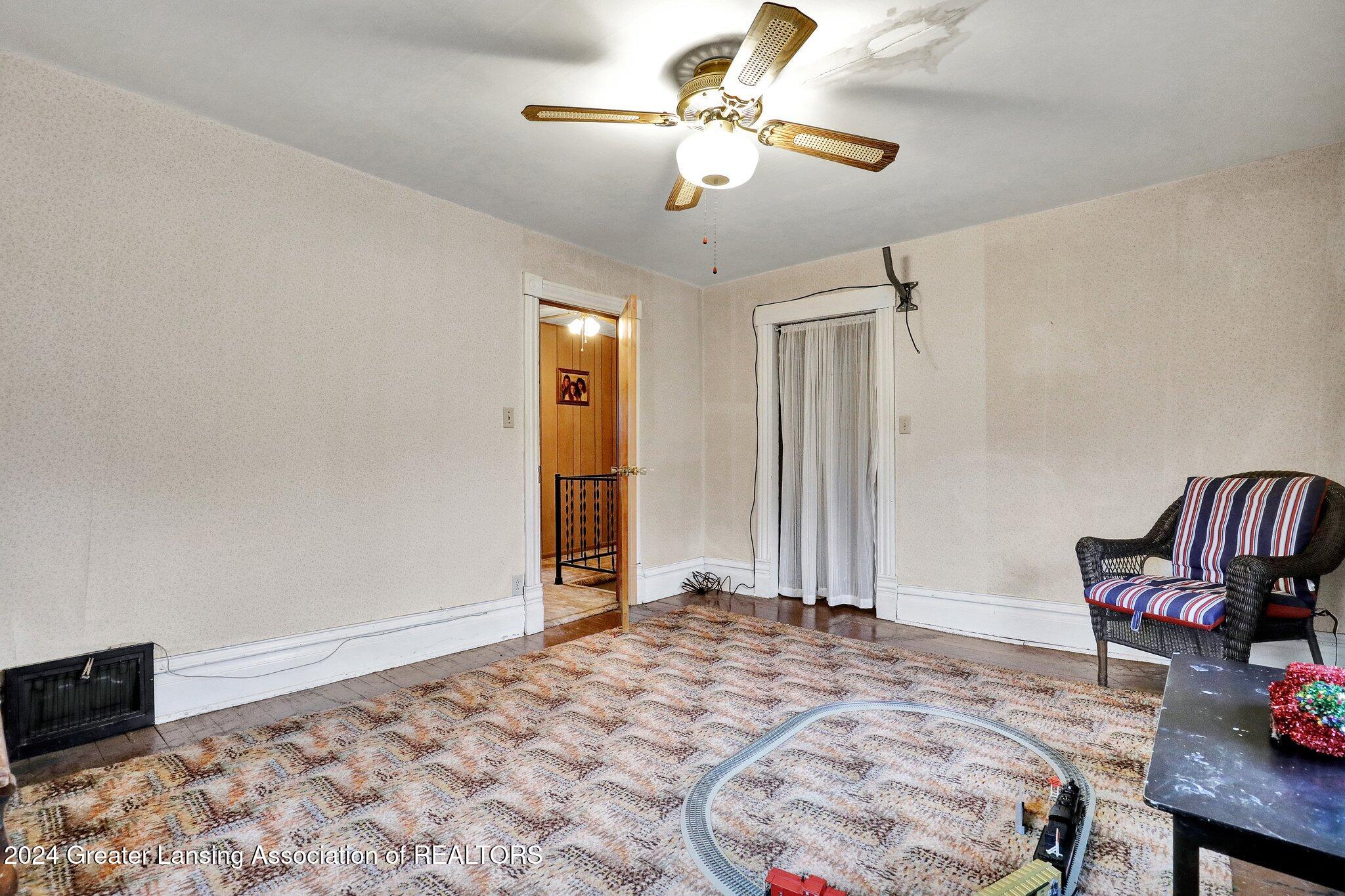 412 Perry Street Albion, MI 49224 - Photo 24 of 27 24-web-or-mls-Open Ended Media-24