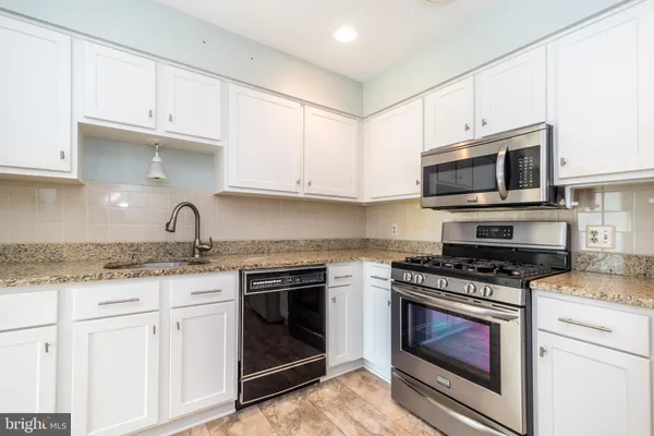 $399,900 | 808 Putter Court, Warrington, PA 18976