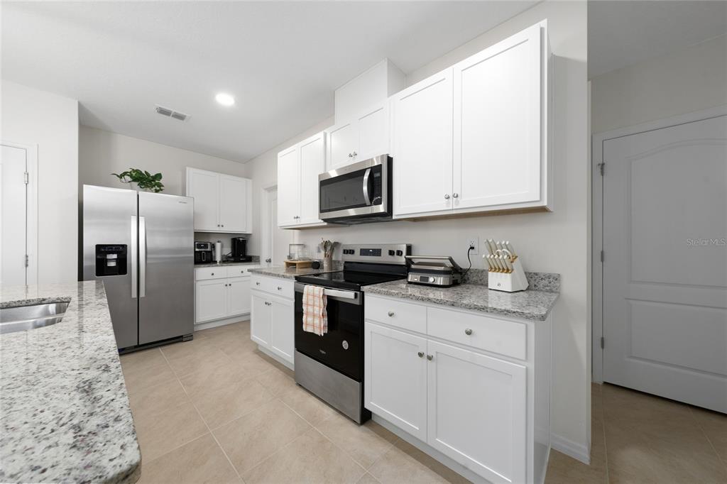 2815 Moulin Road Davenport, FL 33837 - Photo 11 of 31