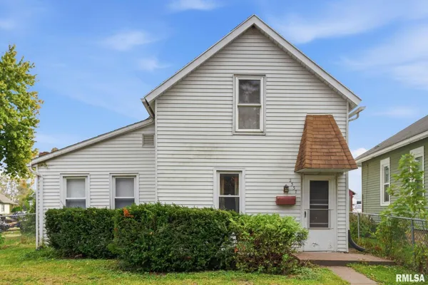 $74,500 | 2537 Boies Avenue, Davenport, IA 52802