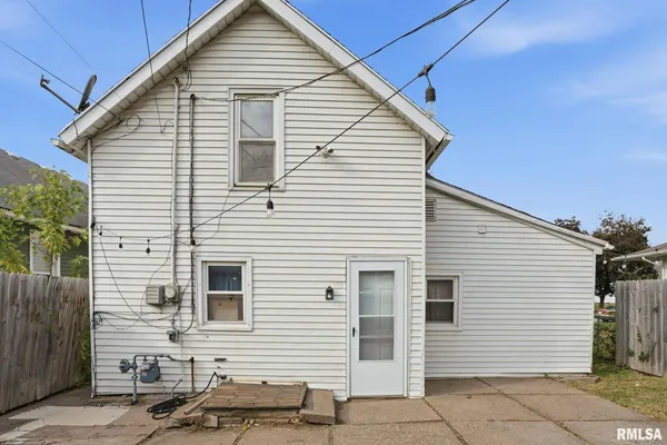 $74,500 | 2537 Boies Avenue, Davenport, IA 52802