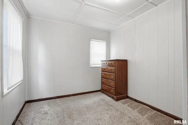 $74,500 | 2537 Boies Avenue, Davenport, IA 52802