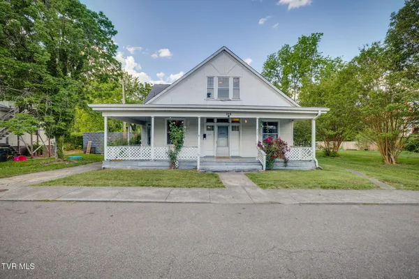 $250,000 | 539 Edmond Street, Bristol, VA 24201
