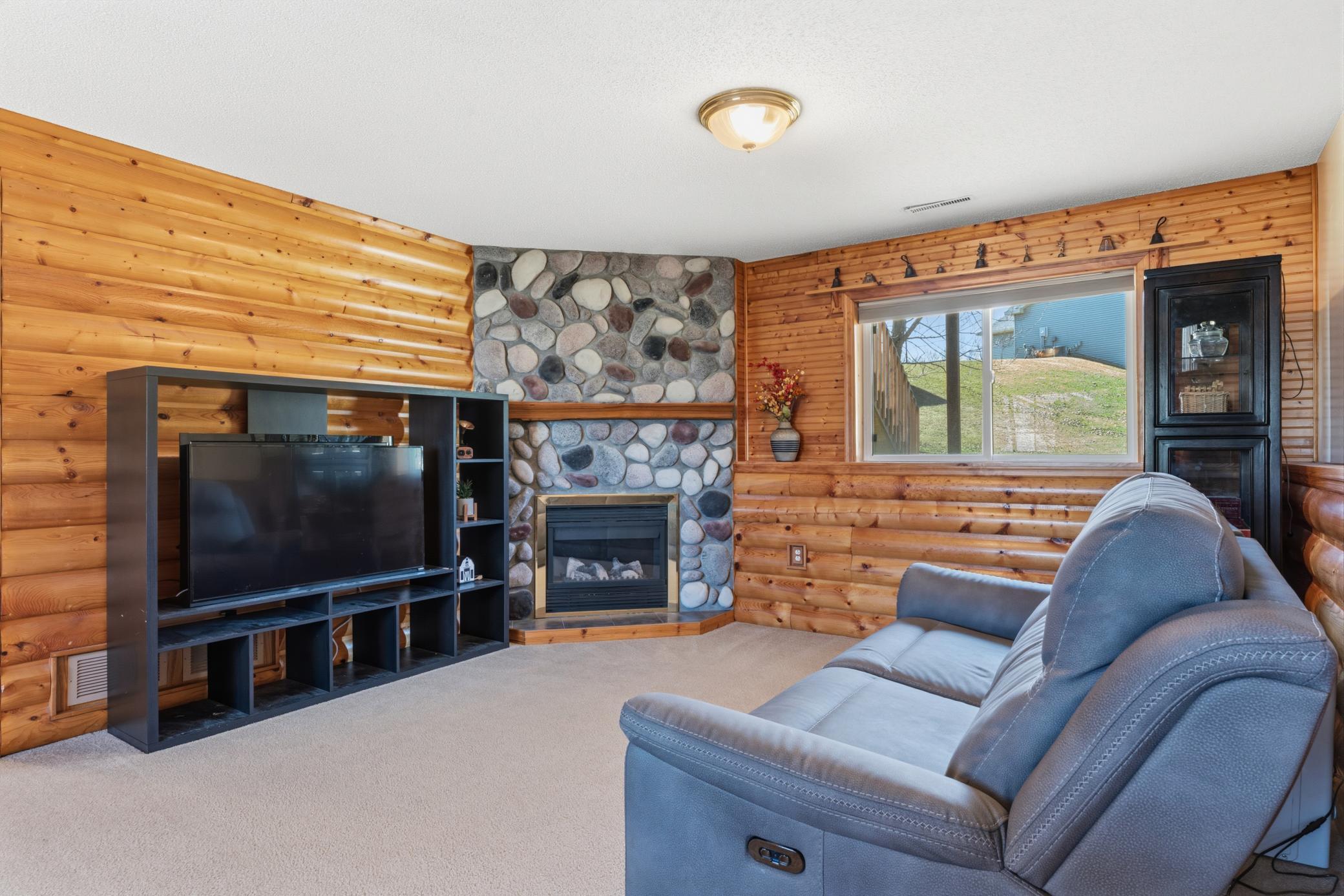 604 4th Street Northeast Byron, MN 55920 - Photo 29 of 41