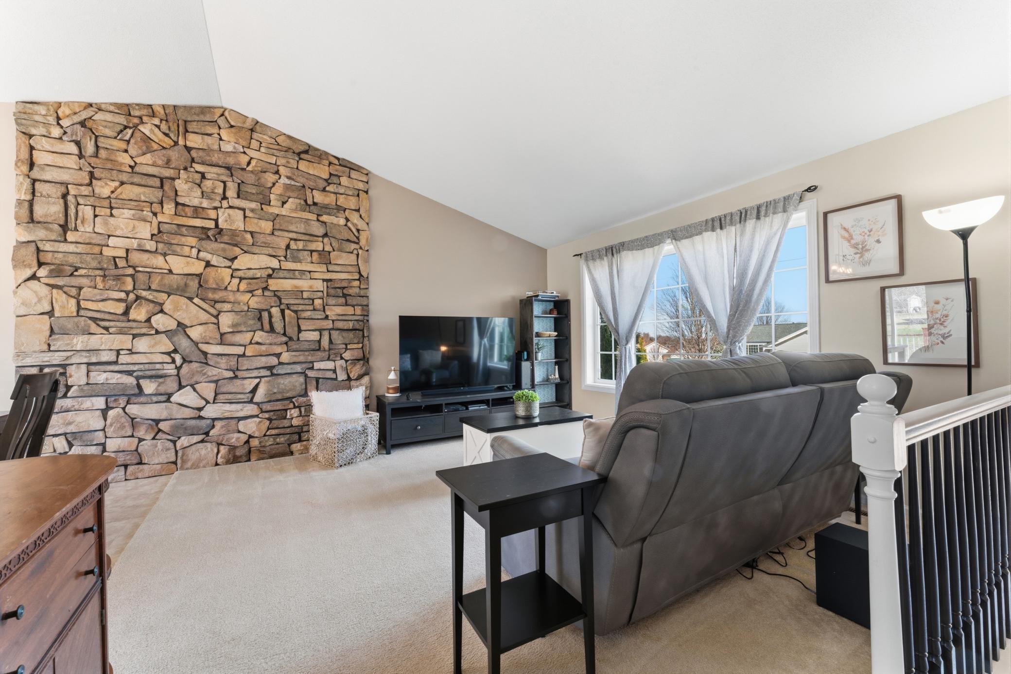 604 4th Street Northeast Byron, MN 55920 - Photo 6 of 41