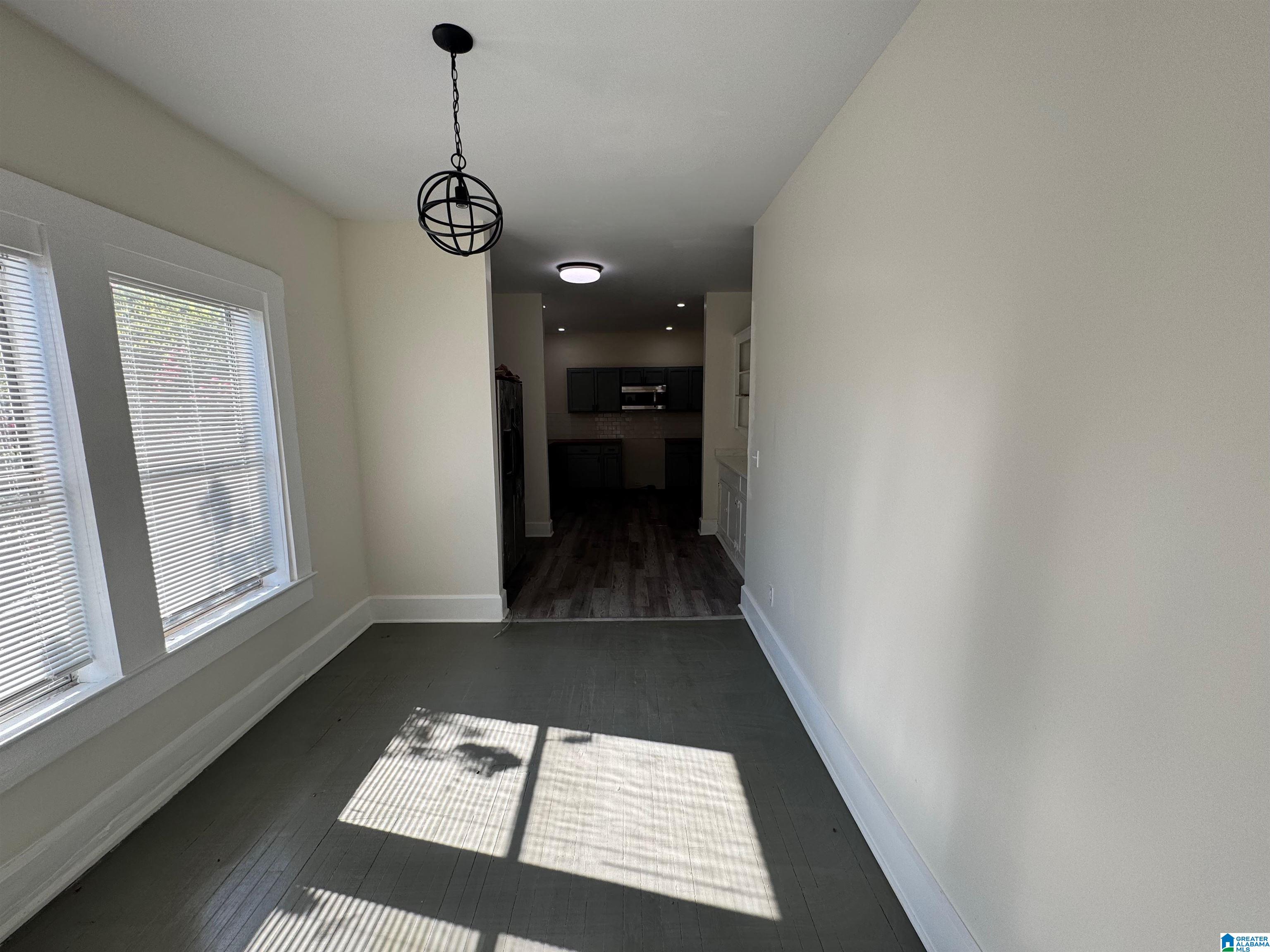 2725 23rd Street Southwest Birmingham, AL 35211 - Photo 7 of 26