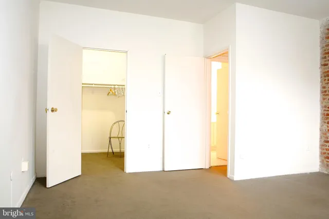 $2,000 | 2031-3 South Street, Unit 233, Philadelphia, PA 19146