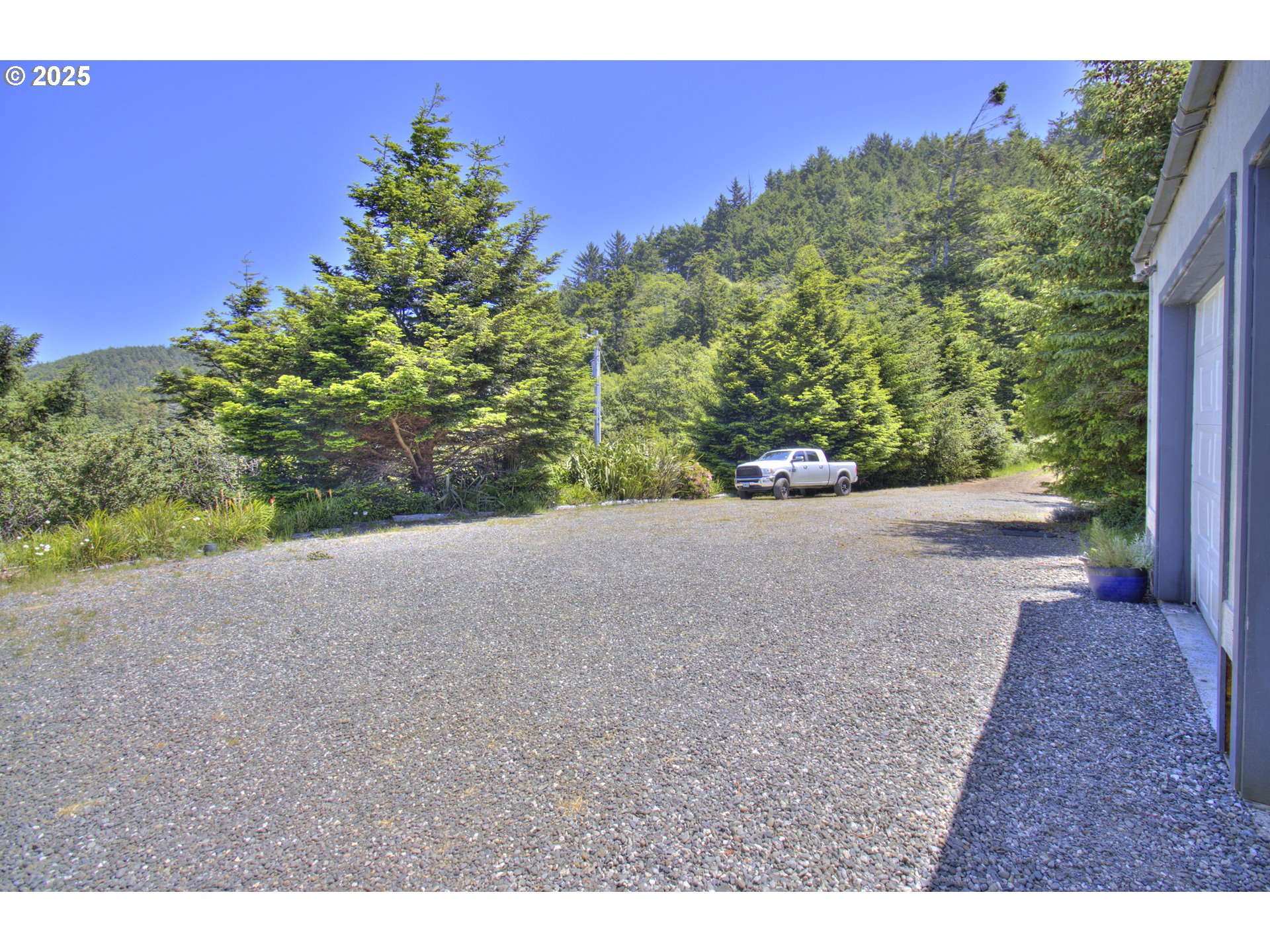 94760 Adams Hill Road Gold Beach, OR 97444 - Photo 20 of 47