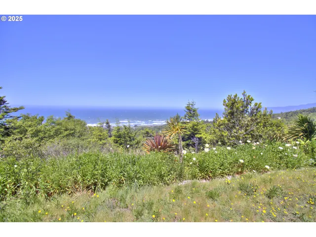 $695,000 | 94760 Adams Hill Road, Gold Beach, OR 97444