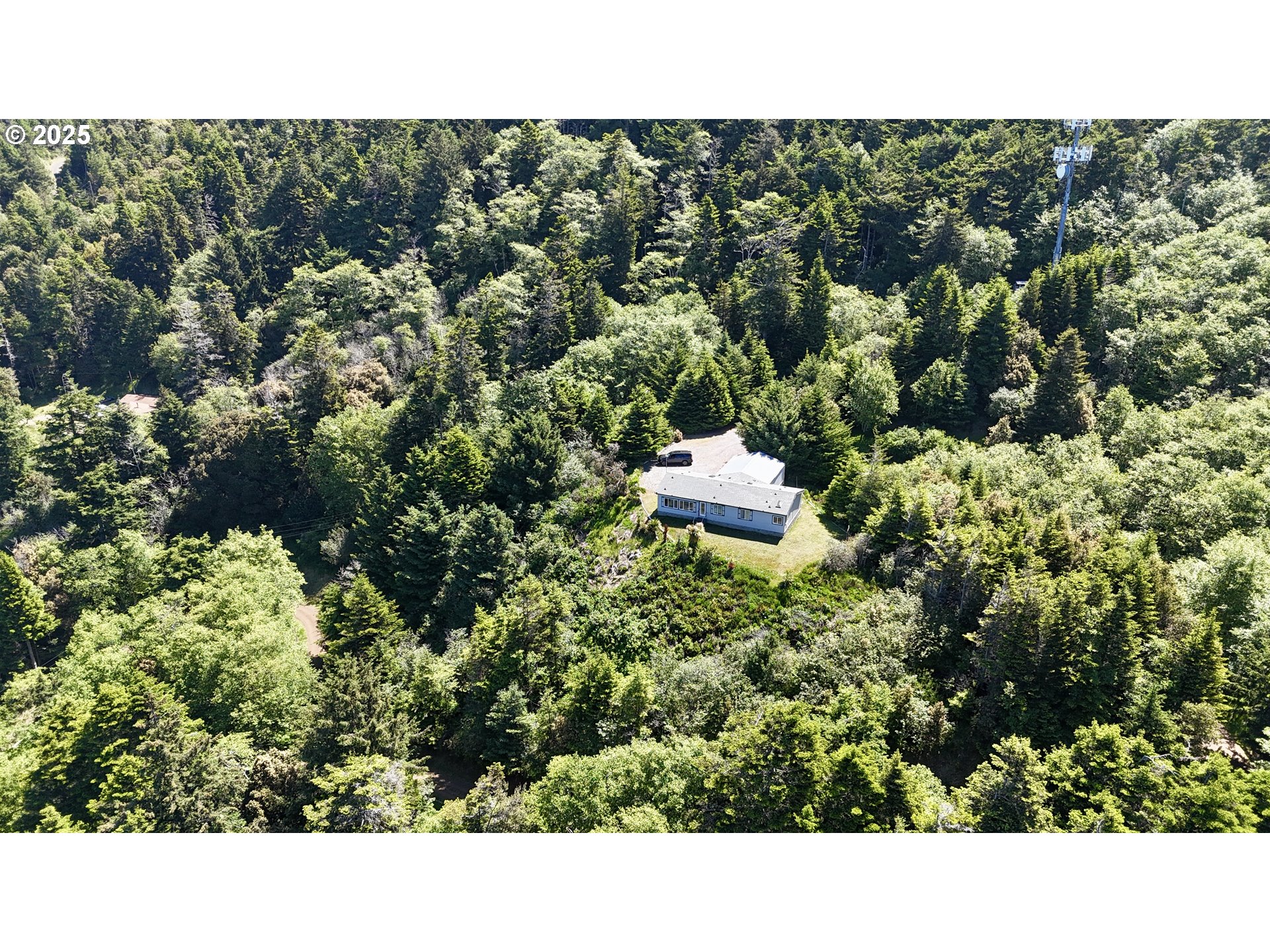 94760 Adams Hill Road Gold Beach, OR 97444 - Photo 10 of 47