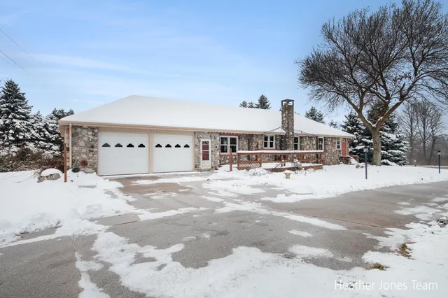 $375,000 | 1665 Belding Road, Orleans, MI 48865