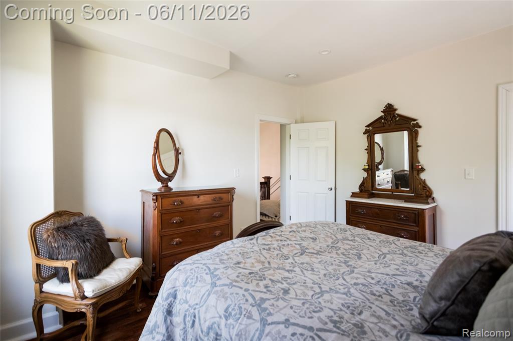 227 Melbourne Street Detroit, MI 48202 - Photo 29 of 50