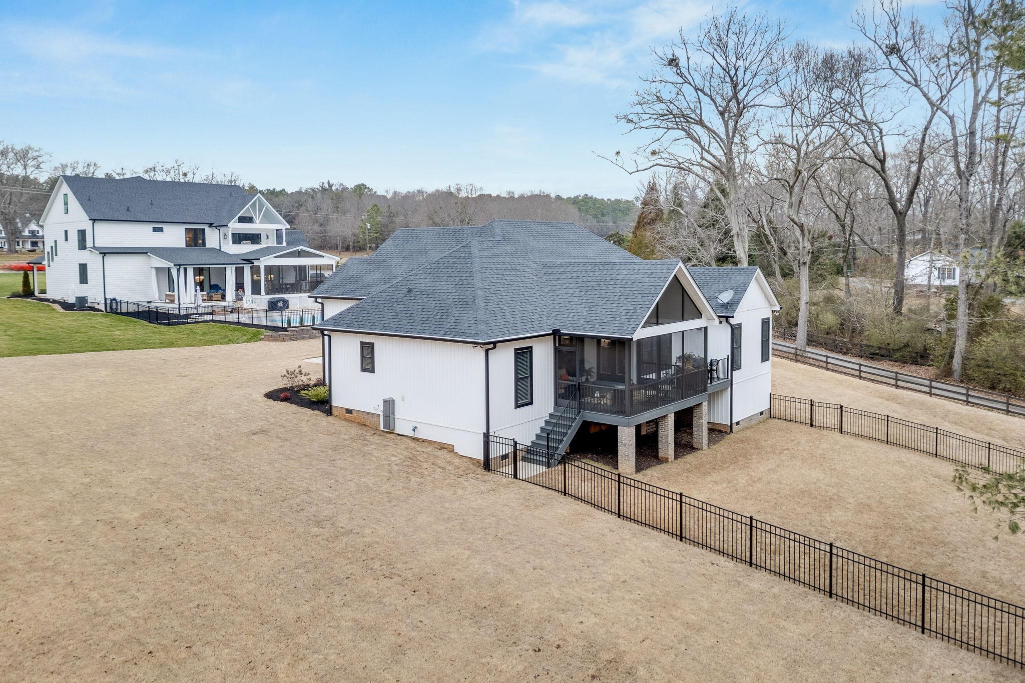 1338 Jonesville Road Simpsonville, SC 29681 - Photo 8 of 34 Gallery Image 8