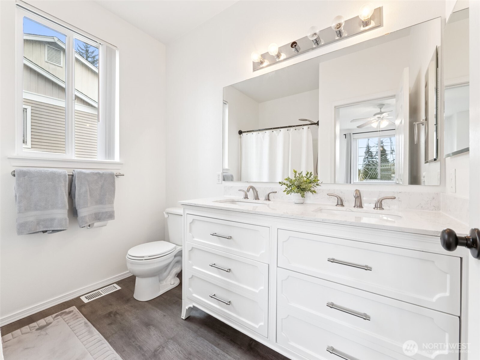 3101 Southeast 10th Street, Unit 1017 Renton, WA 98058 - Photo 18 of 28