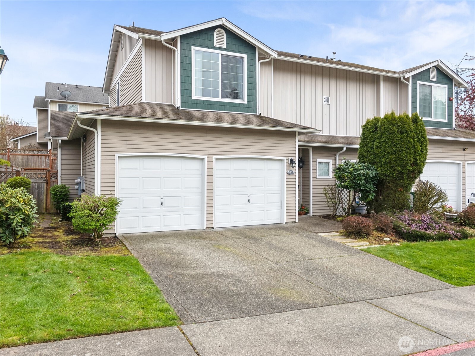 3101 Southeast 10th Street, Unit 1017 Renton, WA 98058 - Photo 3 of 28