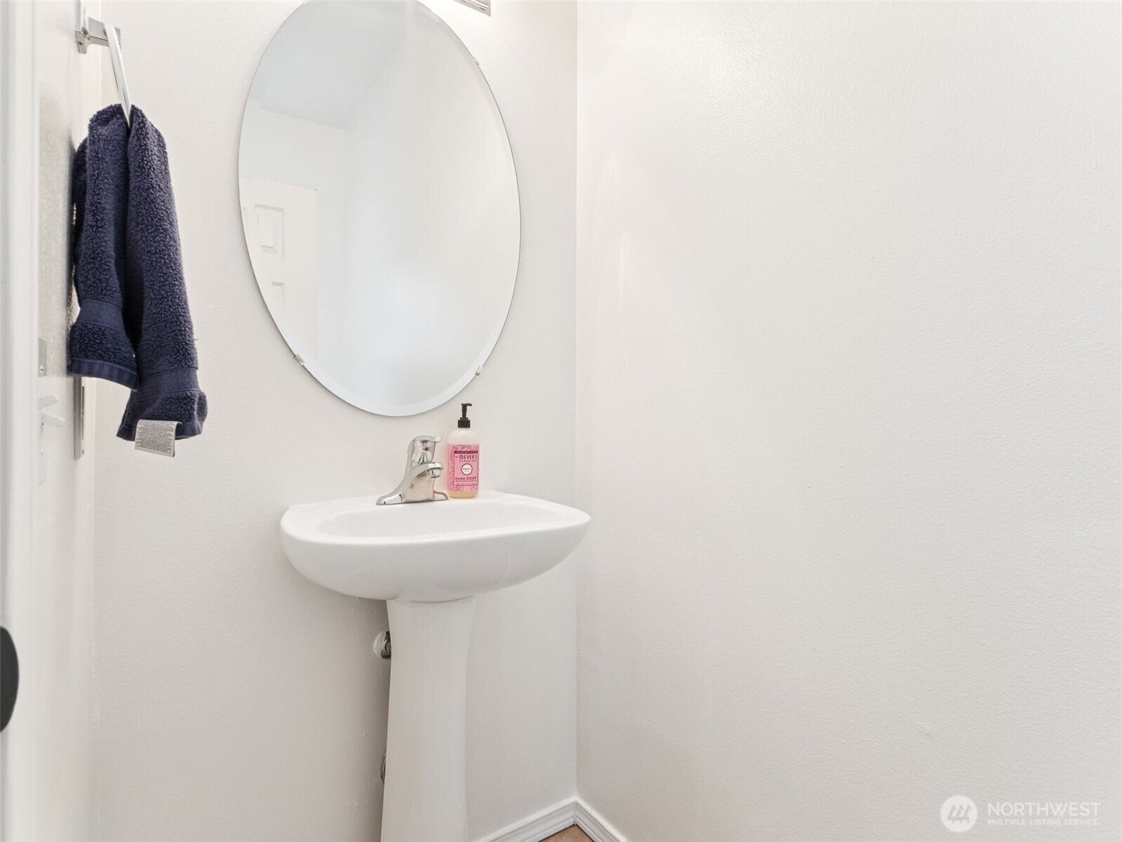 3101 Southeast 10th Street, Unit 1017 Renton, WA 98058 - Photo 8 of 28