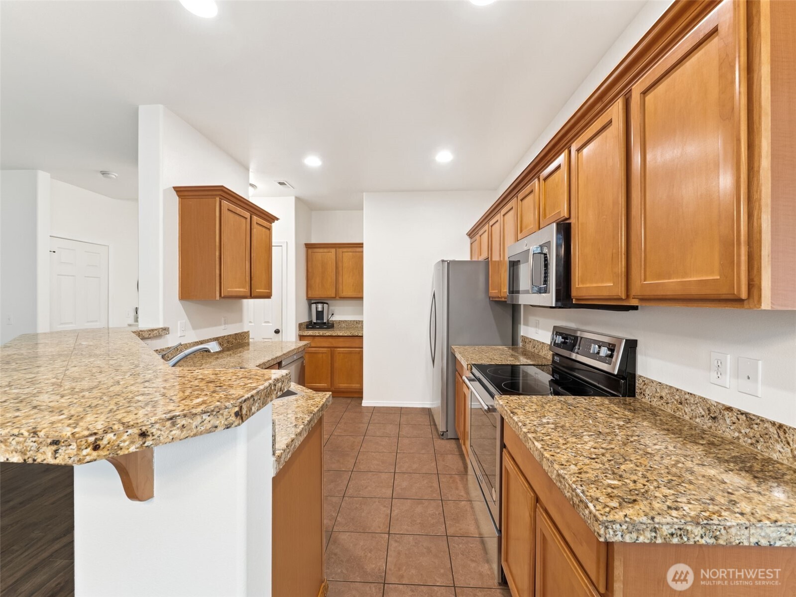 3101 Southeast 10th Street, Unit 1017 Renton, WA 98058 - Photo 10 of 28