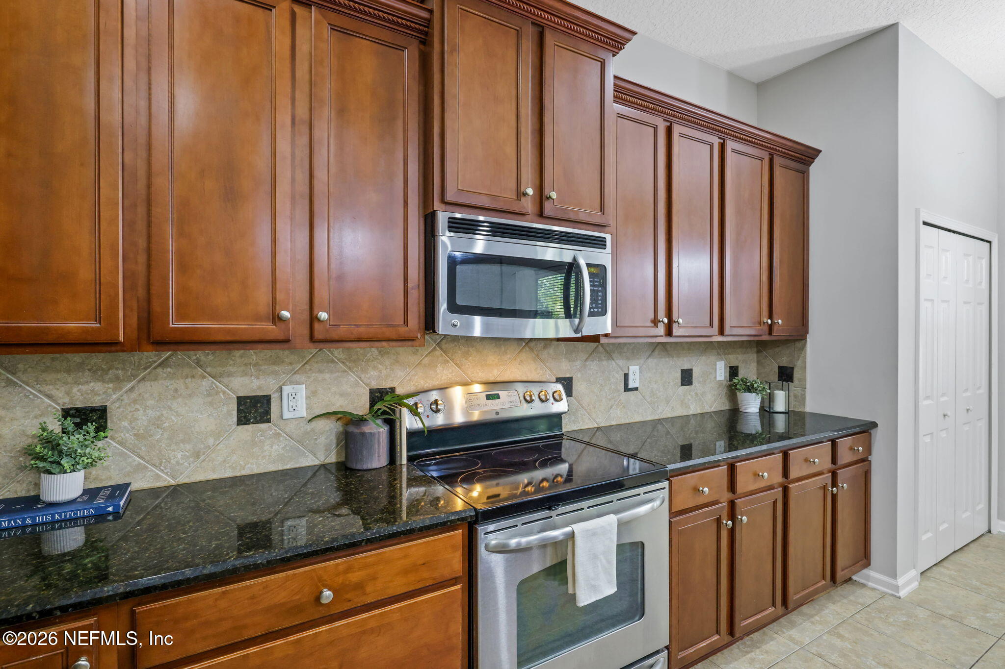 511 Roserush Lane Jacksonville, FL 32225 - Photo 18 of 61 26-web-or-mls-036A7369