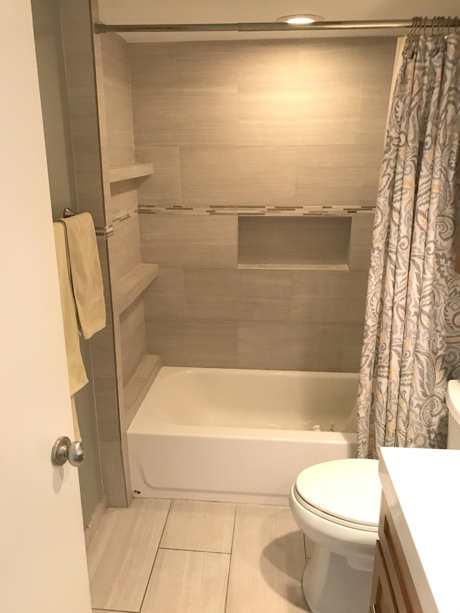 23350 Sedawie Drive Boca Raton, FL 33433 - Photo 22 of 30 Bathroom #2