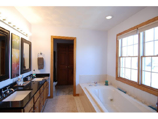 808 Boulder Ridge Drive Belvidere, IL 61008 - Photo 11 of 11 Gallery Image 11