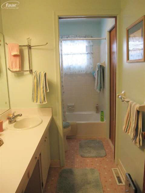 3446 South Duffield Road Lennon, MI 48449 - Photo 20 of 34 20395325-19.JPG