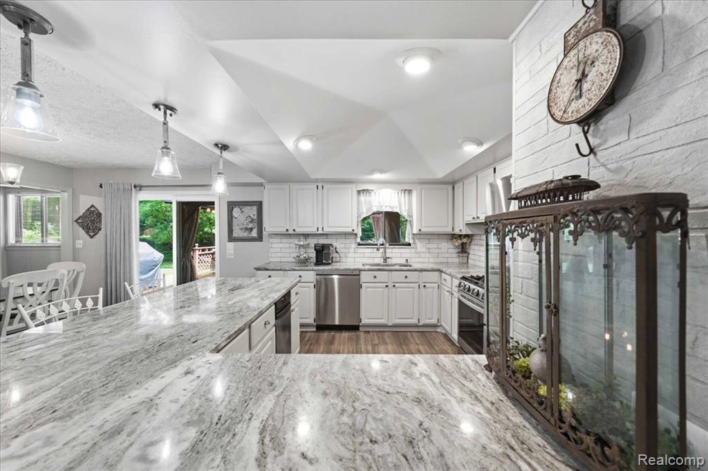 1600 Moffat Road Leonard, MI 48367 - Photo 23 of 65 Gallery Image 23