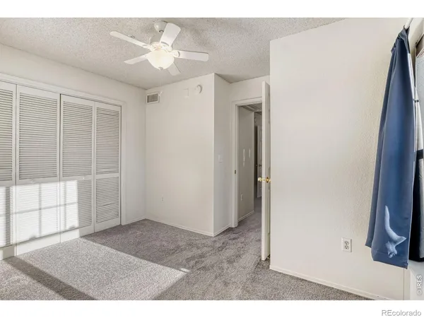 a view interior of a house and an empty room