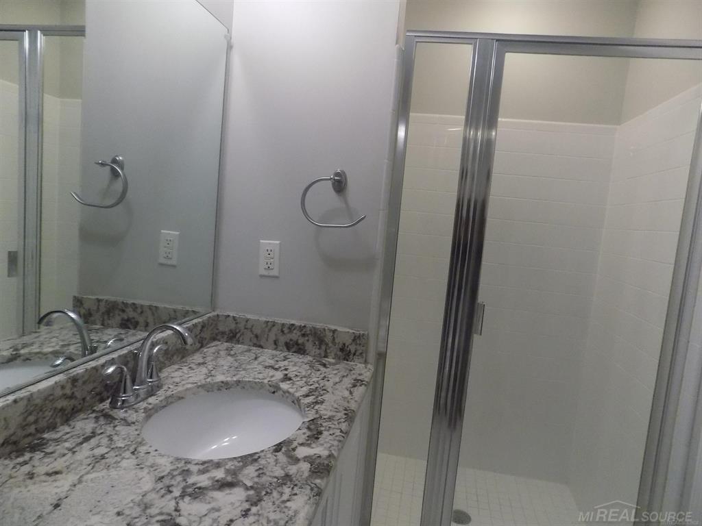 41825 Mitchell Road Novi, MI 48377 - Photo 7 of 20