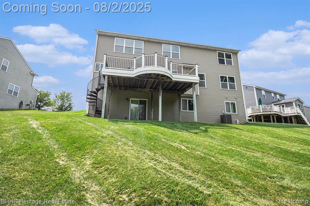 1246 Secretariat Way Howell, MI 48843 - Photo 31 of 37 Gallery Image 31