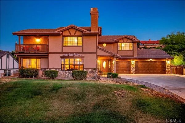 $699,000 | 6716 Granada Drive, Palmdale, CA 93551