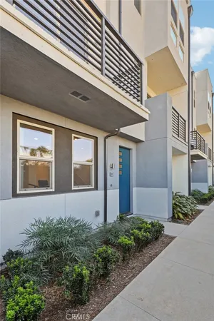 $1,050,000 | 337 Placemark, Irvine, CA 92614