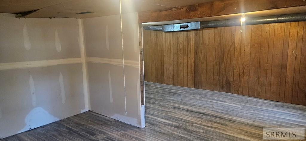 284 North Main Street Downey, ID 83234 - Photo 29 of 39