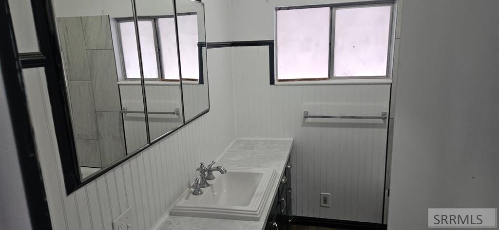 284 North Main Street Downey, ID 83234 - Photo 10 of 39