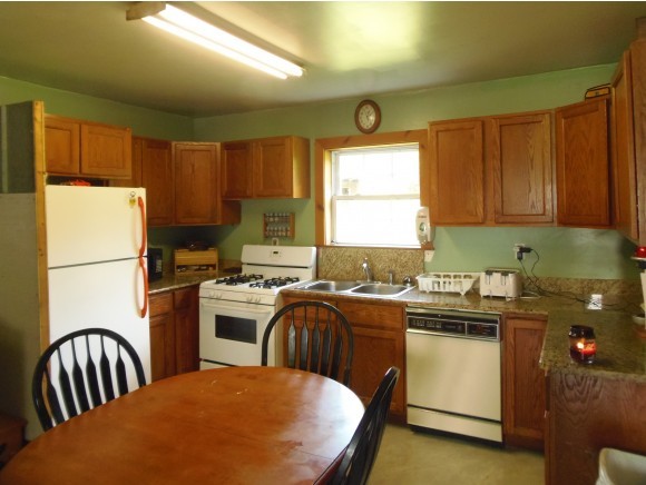256 Baraw Road Lowell, VT 05847 - Photo 5 of 35