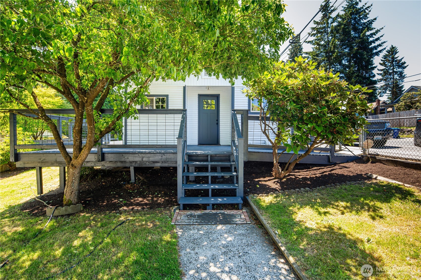 7705 East Casino Road Everett, WA 98203 - Photo 3 of 30