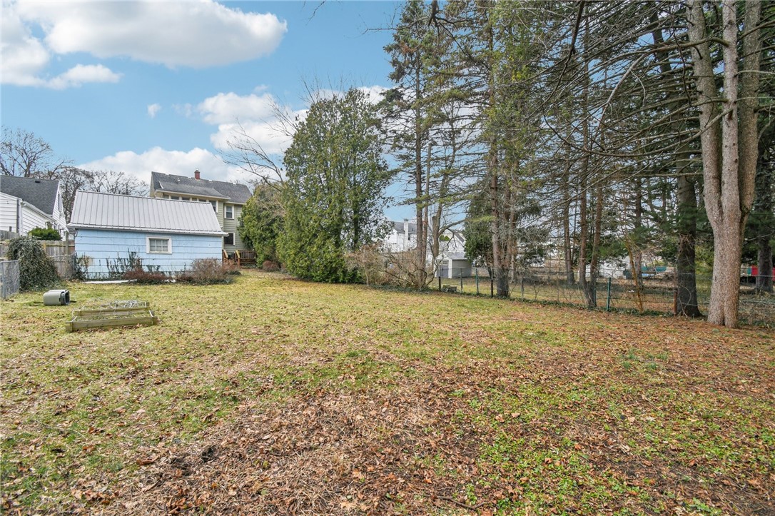 136 Avondale Road Irondequoit, NY 14622 - Photo 28 of 35
