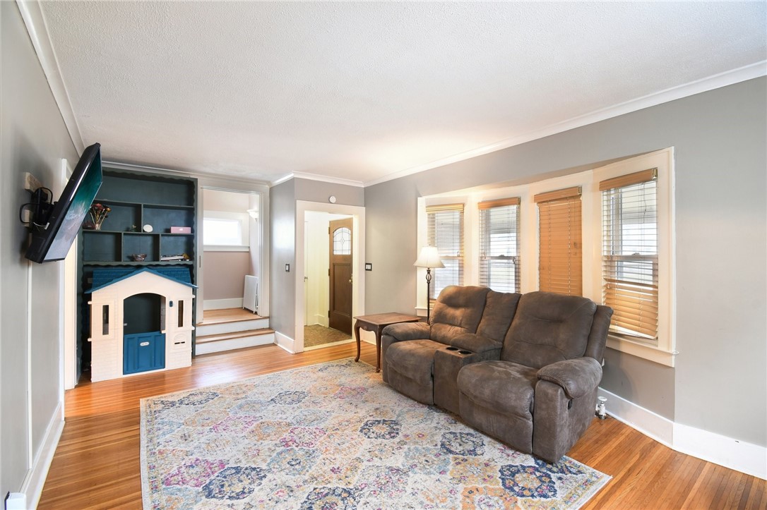 136 Avondale Road Irondequoit, NY 14622 - Photo 10 of 35