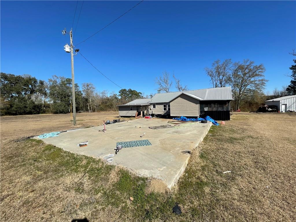 169 Lumby Smith Road Adel, GA 31620 - Photo 8 of 55