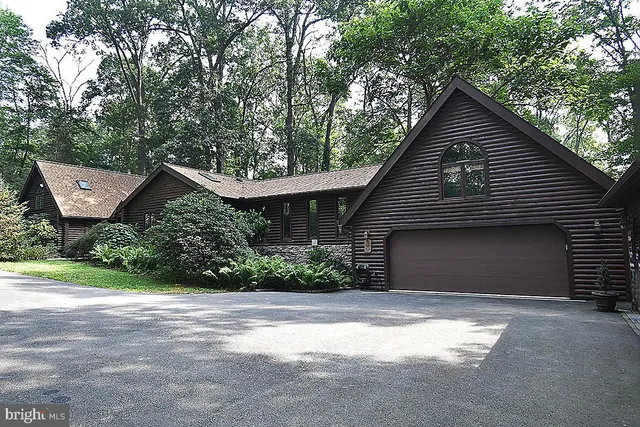 $975,000 | 225 Black Road, Quarryville, PA 17566