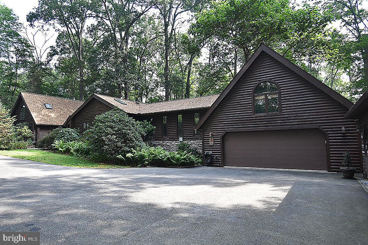 225 Black Road Quarryville, PA 17566 - Photo 4 of 96