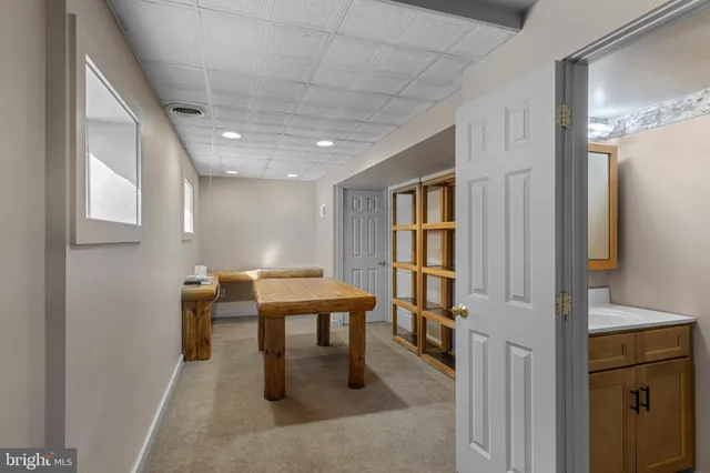 $975,000 | 225 Black Road, Quarryville, PA 17566