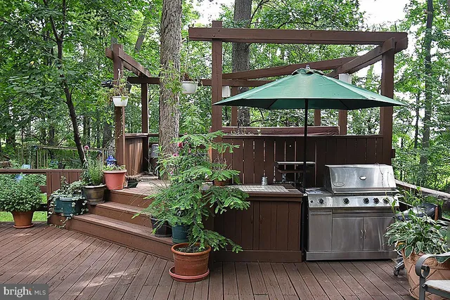 $975,000 | 225 Black Road, Quarryville, PA 17566