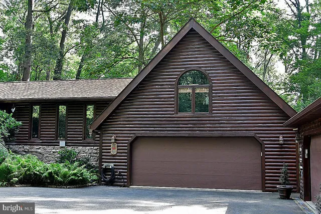 $975,000 | 225 Black Road, Quarryville, PA 17566