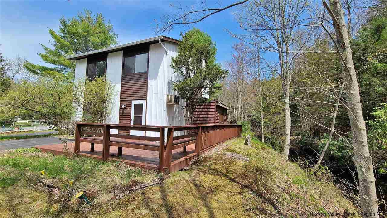 a view of outdoor space yard and patio