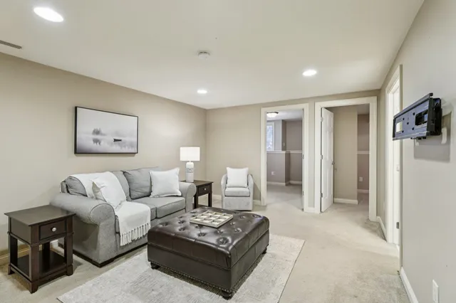 $479,800 | 1007 Eric Lane, Waunakee, WI 53597