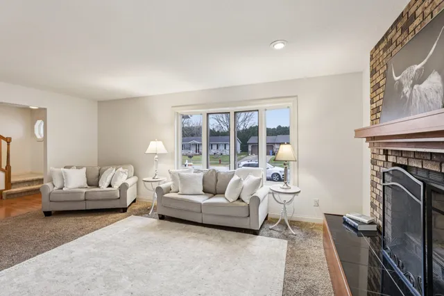 $479,800 | 1007 Eric Lane, Waunakee, WI 53597