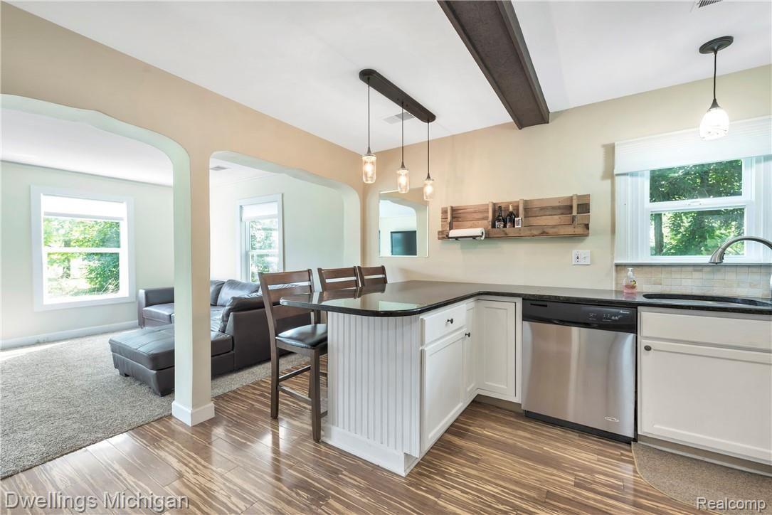 3648 Canton Ctr Road Canton, MI 48188 - Photo 17 of 40 Kitchen & Living Room