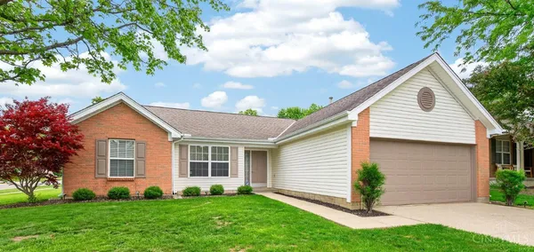 $326,000 | 898 Pine Needle Place, Maineville, OH 45039