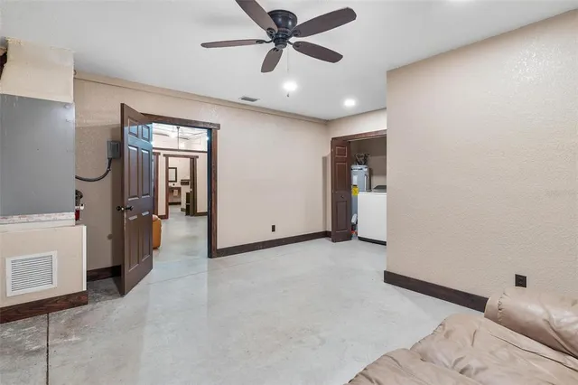 $1,200,000 | 7086 Number 2 Road, Howey-in-the-Hills, FL 34737