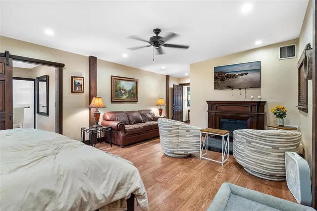 $1,200,000 | 7086 Number 2 Road, Howey-in-the-Hills, FL 34737